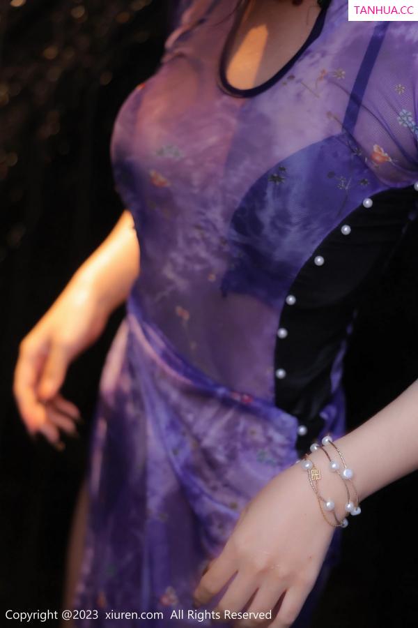   [XiuRen]高清写真图 2023.06.08 No.6876 司柠 美腿长裙第43张图片